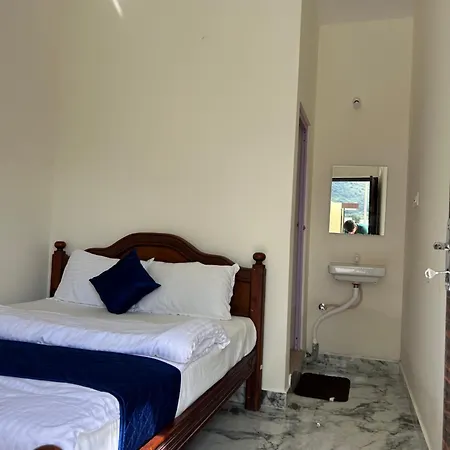 Dss Home Stay Just 500 Meter Girivalam Road Tiruvannamalai Exterior photo