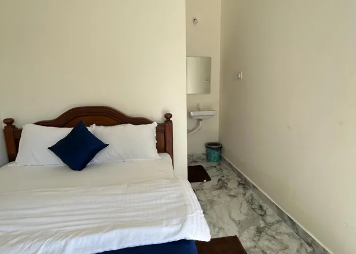 Dss Home Stay Just 500 Meter Girivalam Road