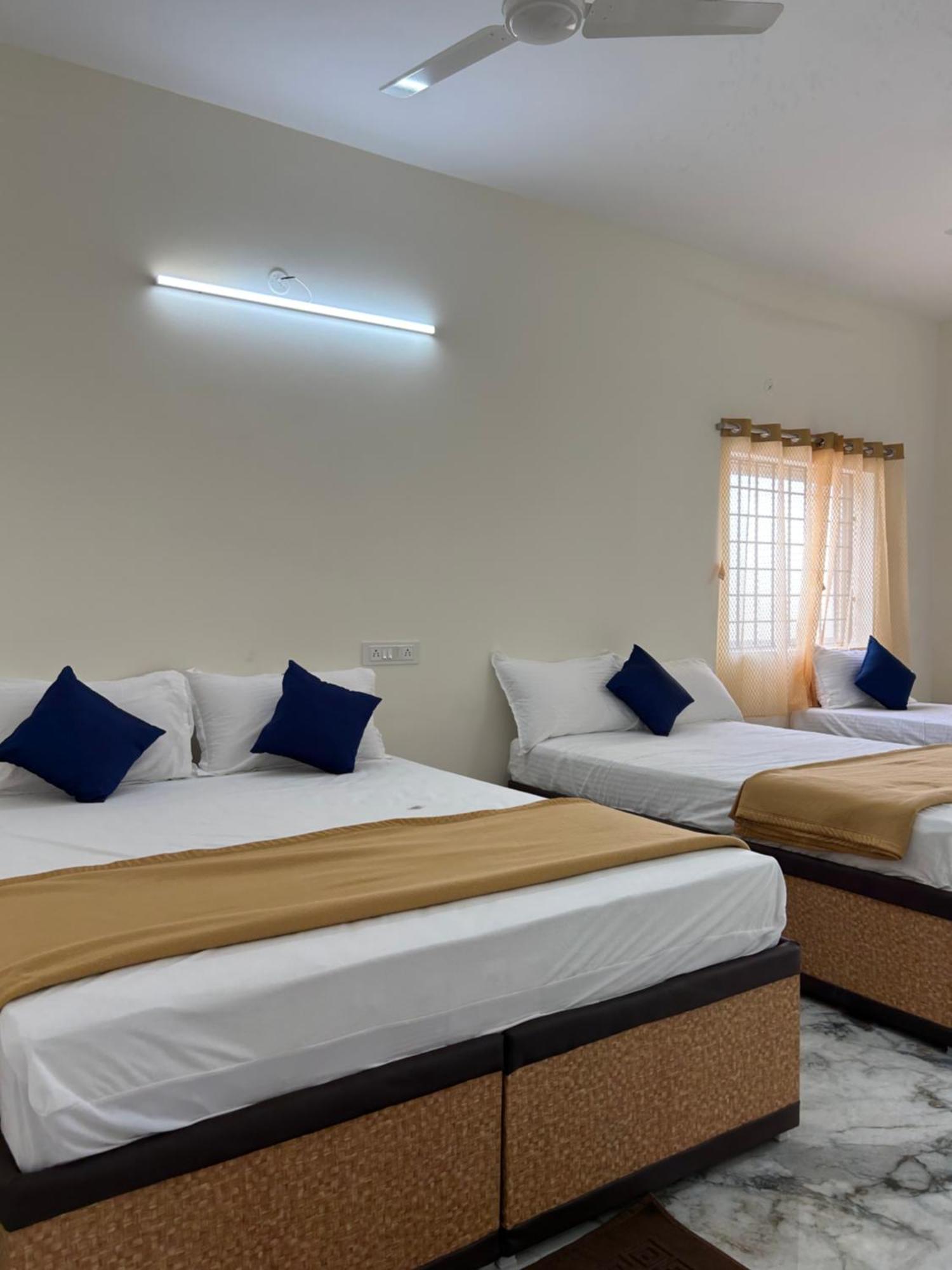 Dss Just 500 Meter Girivalam Road Homestay *