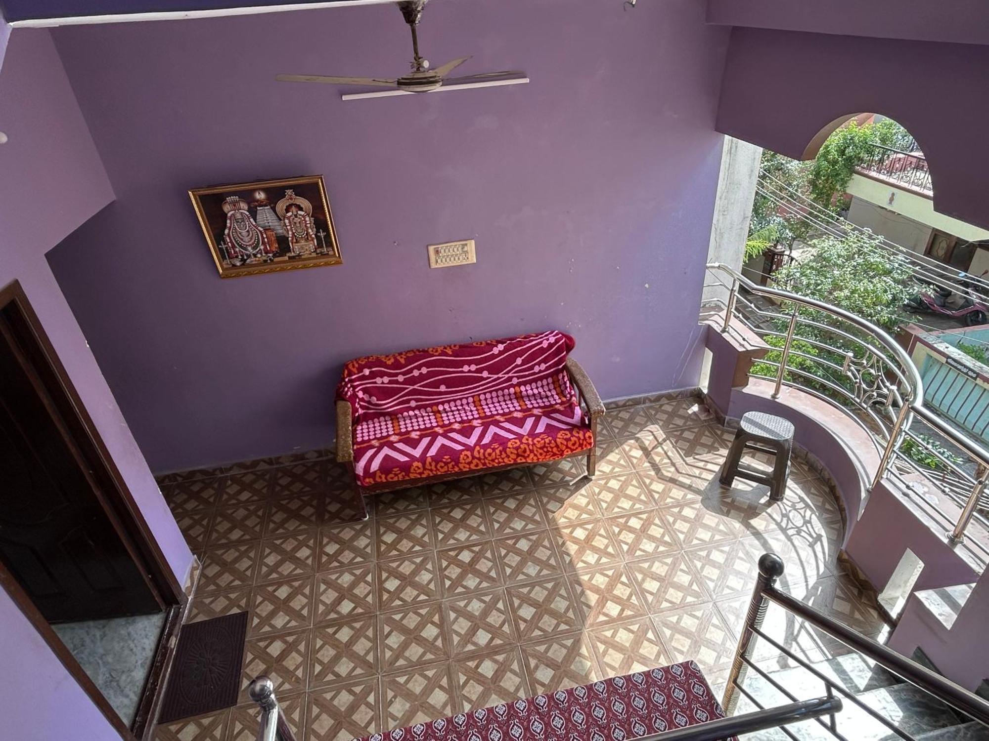 Dss Just 500 Meter Girivalam Road Homestay Tiruvannamalai